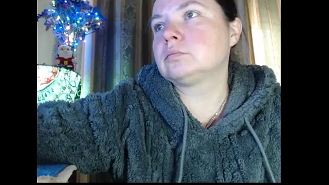 amorelara online show from 10/13/25, 08:36