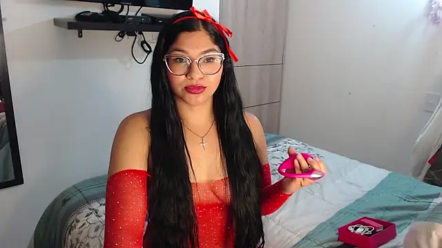 Snapshot of Prins_jazmin chatting on 09/14/25, 04:33 Prins jazmin online show from 09/14/25, 04:33