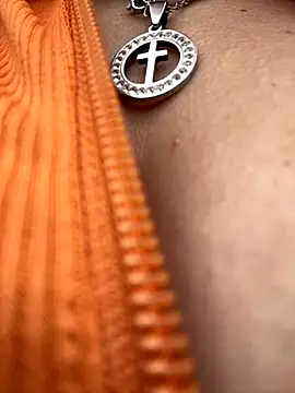 Snapshot of RiriRoseey chatting on 12/20/25, 09:16 RiriRoseey online show from 12/20/25, 09:16