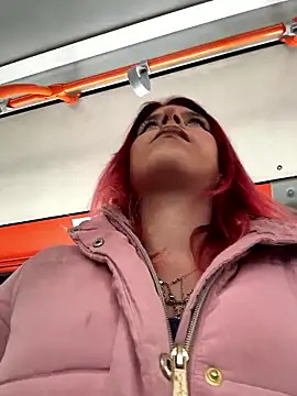 Snapshot of RiriRoseey chatting on 01/16/26, 08:51 RiriRoseey online show from 01/16/26, 08:51