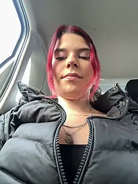 Snapshot of RiriRoseey chatting on 01/18/26, 08:51 RiriRoseey online show from 01/18/26, 08:51