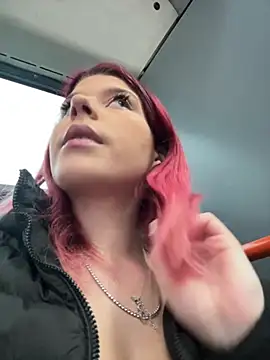 Snapshot of RiriRoseey chatting on 02/06/26, 08:40 RiriRoseey online show from 02/06/26, 08:40