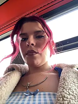 Snapshot of RiriRoseey chatting on 02/12/26, 08:42 RiriRoseey online show from 02/12/26, 08:42