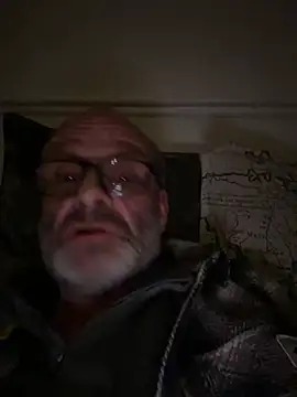 Shyboy817 online show from 04/25/26, 01:52