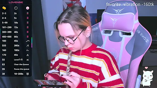 Snapshot of miray_kuriyama123 chatting on 11/20/25, 11:15 miray kuriyama123 online show from 11/20/25, 11:15