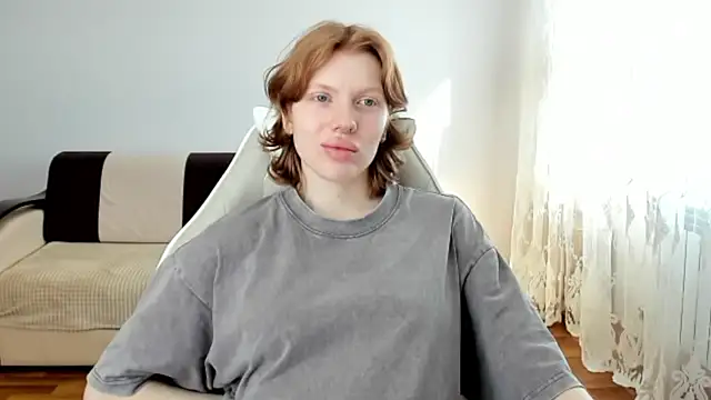 StellaDavis online show from 04/01/26, 10:38