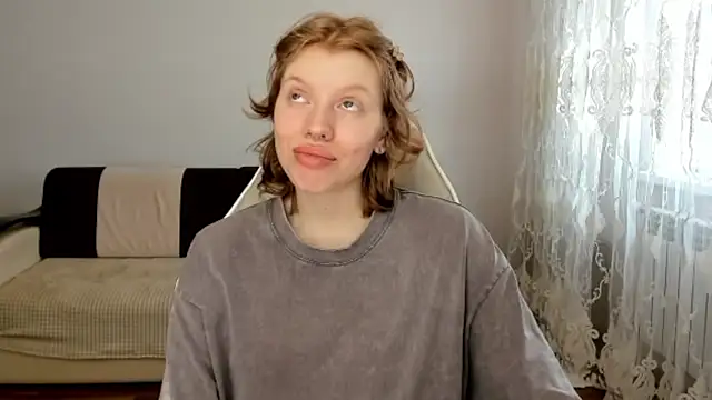 StellaDavis online show from 04/14/26, 09:04