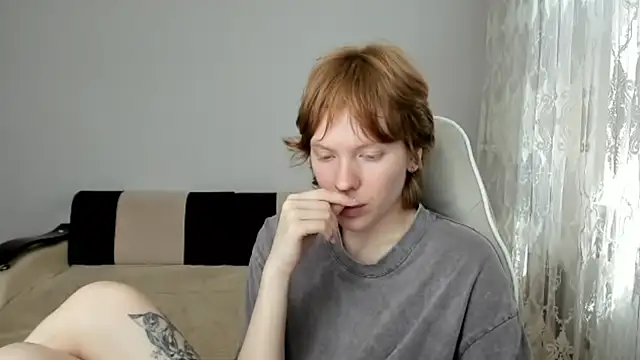 Snapshot of StellaDavis chatting on 07/03/26, 10:10 StellaDavis online show from 07/03/26, 10:10