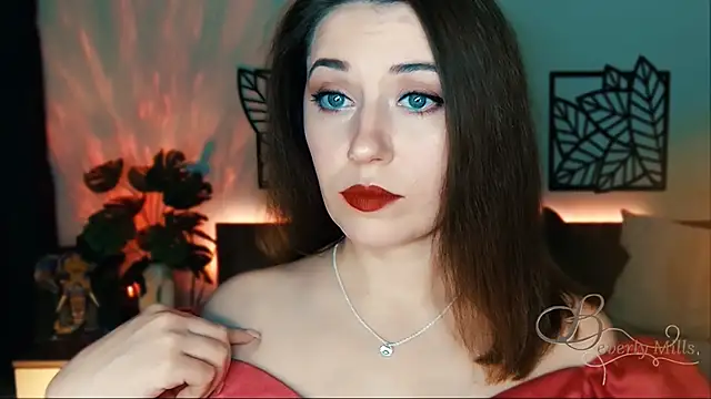 MissBeverlyMills online show from 02/02/25, 06:10