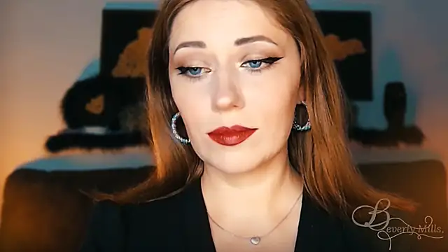 MissBeverlyMills online show from 09/17/25, 07:04