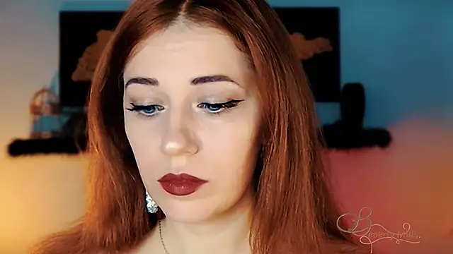 MissBeverlyMills online show from 12/15/25, 05:12