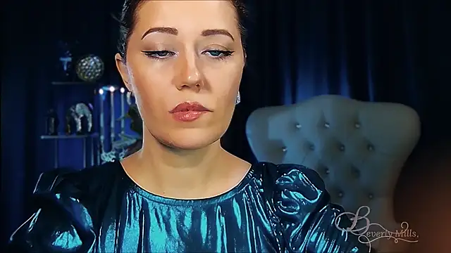 MissBeverlyMills online show from 05/01/26, 05:12