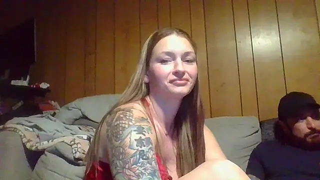 Snapshot of MaggieMayI89 chatting on 01/12/26, 02:17 MaggieMayI89 online show from 01/12/26, 02:17