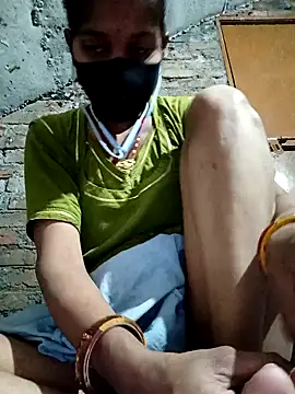 Snapshot of Anushka_Ji chatting on 01/02/25, 04:35 Anushka Ji online show from 01/02/25, 04:35