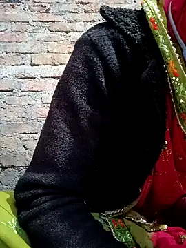 Snapshot of Anushka_Ji chatting on 01/03/25, 05:06 Anushka Ji online show from 01/03/25, 05:06