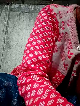 Snapshot of Anushka_Ji chatting on 01/07/25, 04:37 Anushka Ji online show from 01/07/25, 04:37