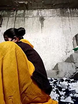 Snapshot of Anushka_Ji chatting on 01/11/25, 09:04 Anushka Ji online show from 01/11/25, 09:04