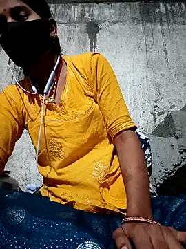 Snapshot of Anushka_Ji chatting on 03/15/25, 04:43 Anushka Ji online show from 03/15/25, 04:43