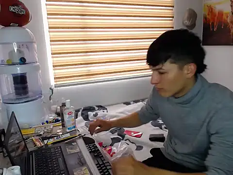 Snapshot of Pharaon_71 chatting on 02/27/25, 08:31 Pharaon 71 online show from 02/27/25, 08:31