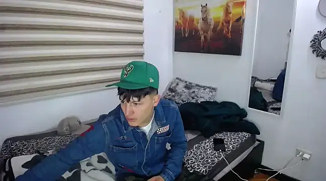 Snapshot of Pharaon_71 chatting on 03/07/25, 06:35 Pharaon 71 online show from 03/07/25, 06:35