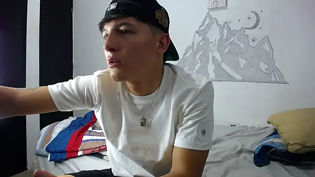 Snapshot of Pharaon_71 chatting on 03/03/26, 03:01 Pharaon 71 online show from 03/03/26, 03:01