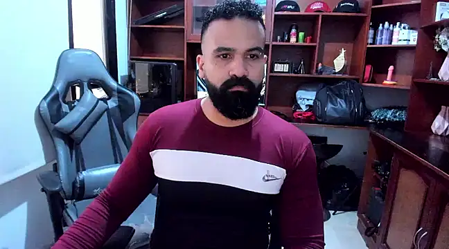 Snapshot of Drako_Argentii chatting on 12/31/24, 05:29 Drako Argentii online show from 12/31/24, 05:29