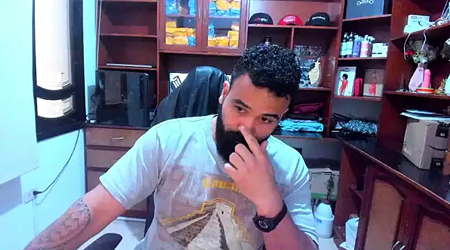 Snapshot of Drako_Argentii chatting on 01/18/25, 12:15 Drako Argentii online show from 01/18/25, 12:15