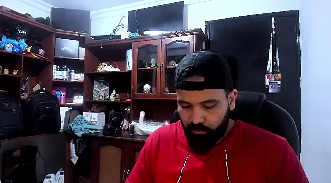 Snapshot of Drako_Argentii chatting on 03/22/25, 11:53 Drako Argentii online show from 03/22/25, 11:53