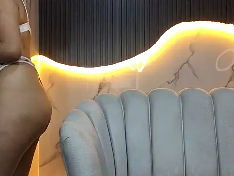 victoria castillo b online show from 02/06/26, 08:23