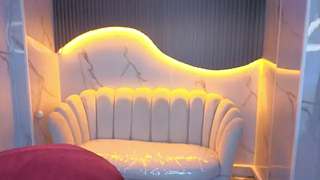 victoria castillo b online show from 02/14/26, 07:43