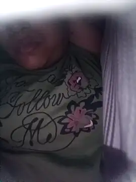 Snapshot of _sonal_sharma chatting on 09/12/25, 06:30 sonal sharma online show from 09/12/25, 06:30