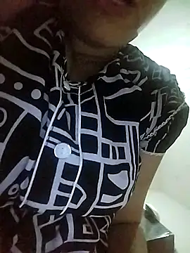 Snapshot of _sonal_sharma chatting on 10/03/25, 07:33 sonal sharma online show from 10/03/25, 07:33