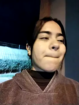 Snapshot of atena_hill chatting on 02/24/25, 03:23 atena hill online show from 02/24/25, 03:23