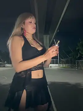 Electra doll  online show from 02/11/26, 01:10