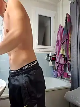 Snapshot of Sportif7413 chatting on 01/10/25, 05:45 Sportif7413 online show from 01/10/25, 05:45