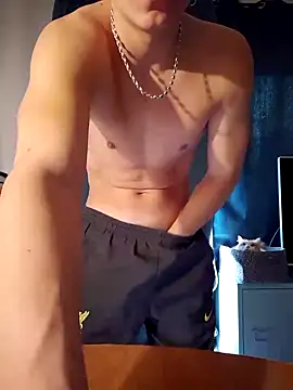 Snapshot of Sportif7413 chatting on 01/13/25, 01:39 Sportif7413 online show from 01/13/25, 01:39