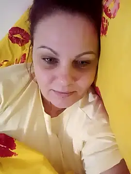 Snapshot of Adelamilfsex chatting on 12/08/24, 07:00 Adelamilfsex online show from 12/08/24, 07:00