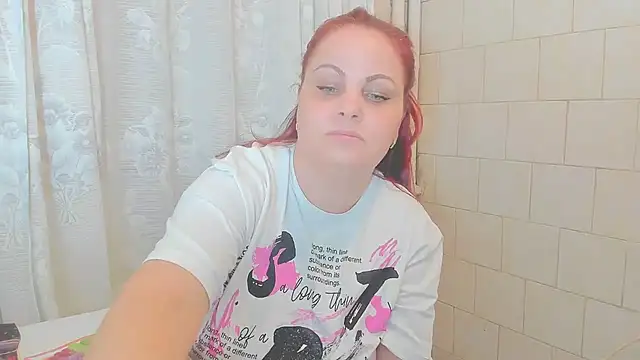 Snapshot of Adelamilfsex chatting on 12/18/24, 08:36 Adelamilfsex online show from 12/18/24, 08:36