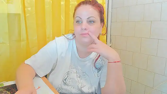 Snapshot of Adelamilfsex chatting on 01/25/25, 10:07 Adelamilfsex online show from 01/25/25, 10:07