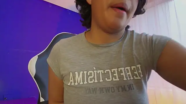 Emmapark  online show from 02/19/26, 06:37