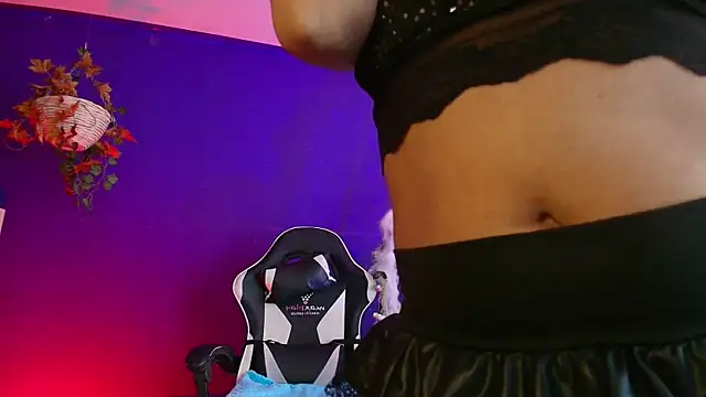 Emmapark  online show from 04/01/26, 07:22