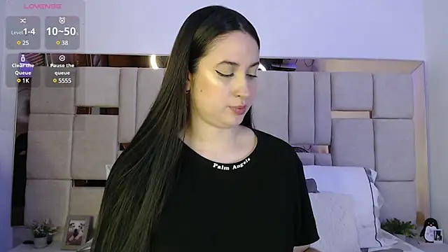 sofiaduque 26 online show from 01/24/25, 08:43