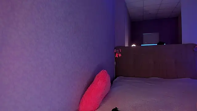 SelenaaSky online show from 01/07/25, 01:46