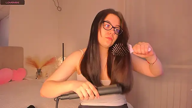 SelenaaSky online show from 01/31/25, 01:45