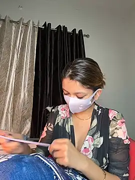 Jen jennyy1 online show from 02/12/25, 04:33