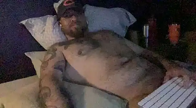 Snapshot of mexa_bear chatting on 12/25/24, 01:10 mexa bear online show from 12/25/24, 01:10