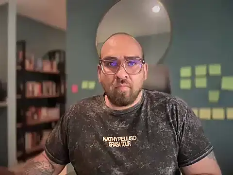 Snapshot of mexa_bear chatting on 11/20/25, 06:18 mexa bear online show from 11/20/25, 06:18