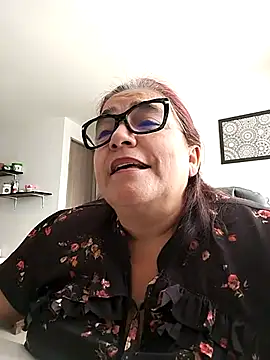 Snapshot of MARIANMILLS__ chatting on 03/21/25, 04:18 MARIANMILLS online show from 03/21/25, 04:18