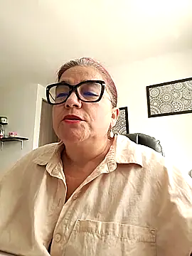 Snapshot of MARIANMILLS__ chatting on 03/22/25, 04:26 MARIANMILLS online show from 03/22/25, 04:26