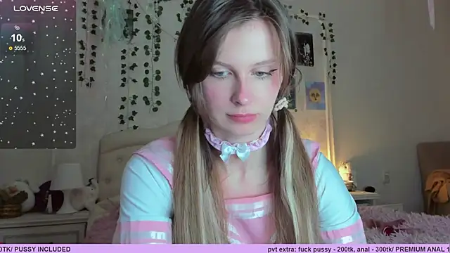 Neko kitsune1 online show from 03/27/26, 07:24